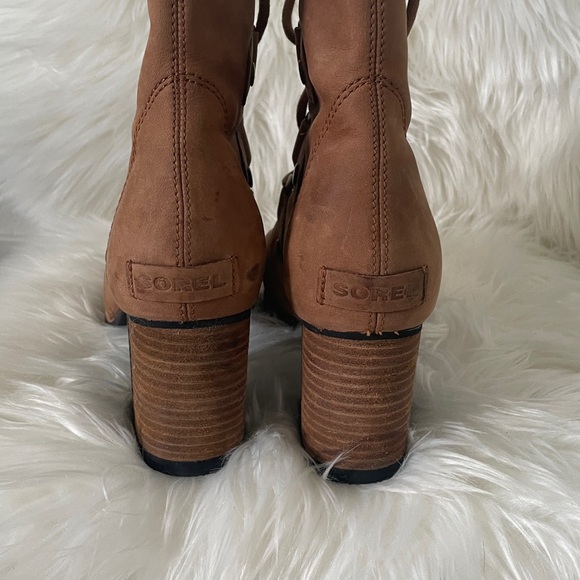 Sorel lace up boots 3" heel sz 8.5 - Picture 4 of 7